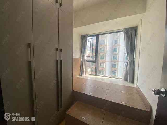 Sai Ying Pun - The Babington 09