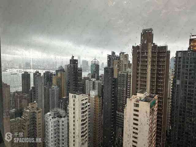 Sai Ying Pun - The Summa Block 1 03