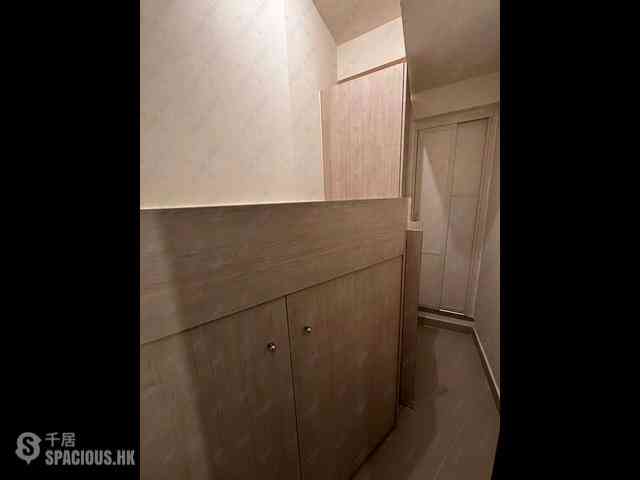 Sai Ying Pun - The Summa Block 1 06