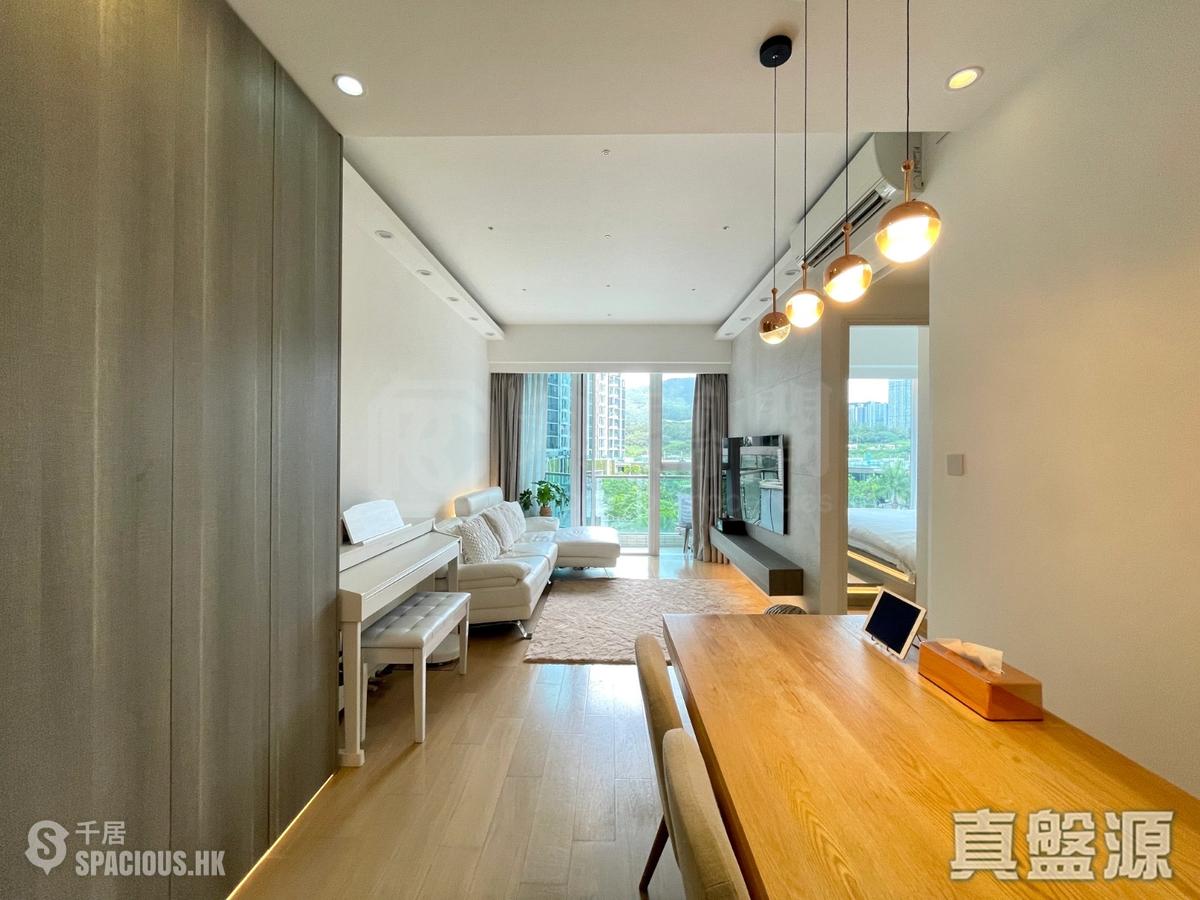 Tseung Kwan O - Monterey Block 5 01