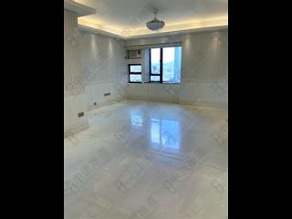 Mid Levels Central - Robinson Heights 06
