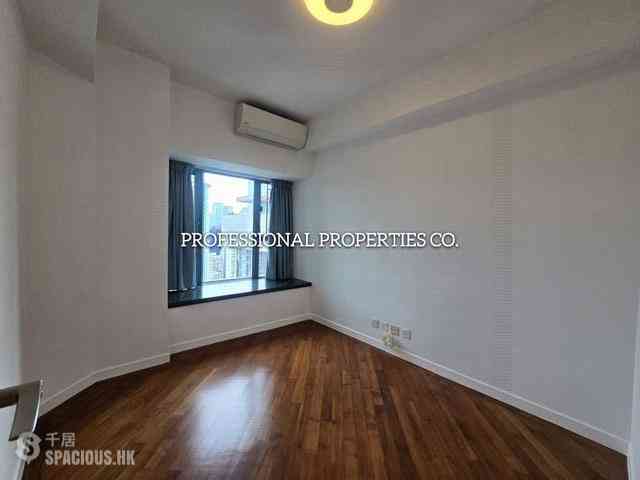 Mid Levels West - 80 Robinson Road 04