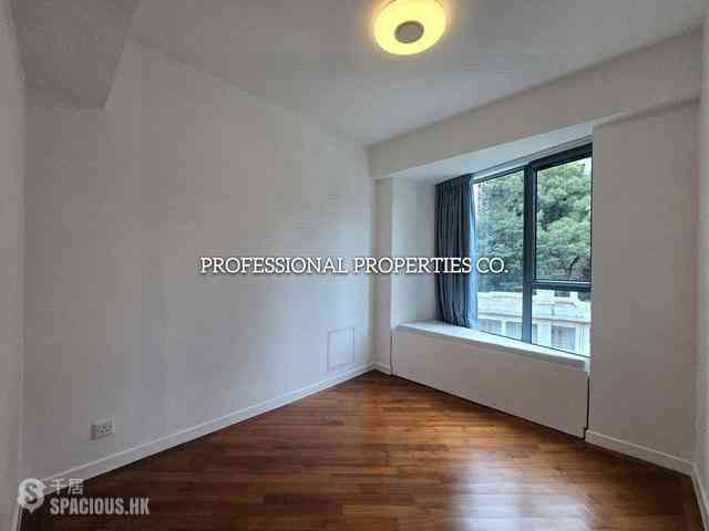 Mid Levels West - 80 Robinson Road 05