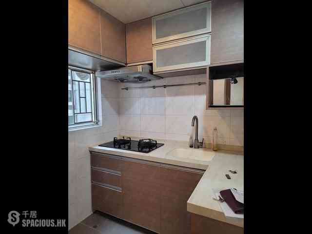 Mid Levels Central - Sherwood Court 01