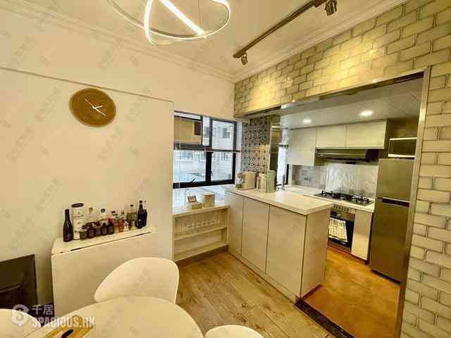 Mid Levels Central - Robinson Heights Block 1 03