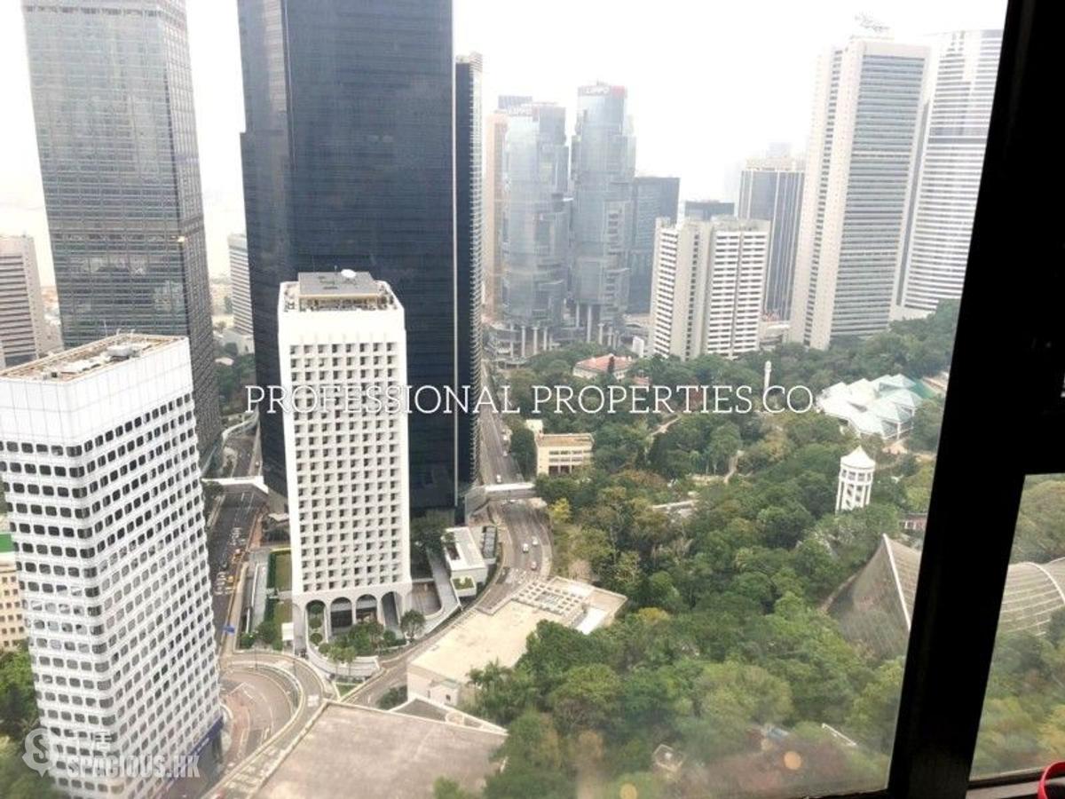 Central - The Royal Court 01