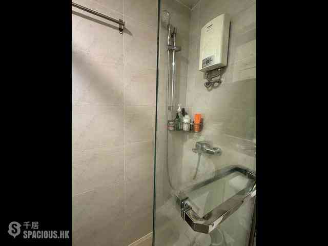 Sai Ying Pun - Ning Yeung Terrace Block A 04