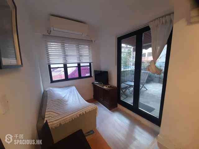 Poho - Holly Court 07