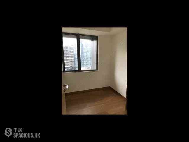 Tseung Kwan O - The Papillons Block 3 03