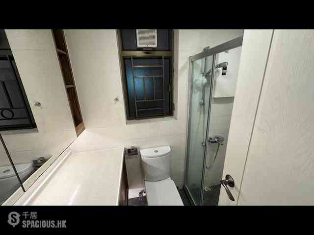 Shek Tong Tsui - The Belcher's Phase 2 Block 8 03