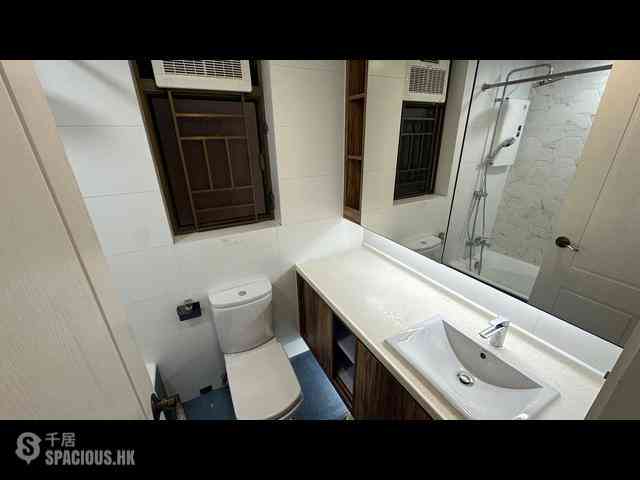 Shek Tong Tsui - The Belcher's Phase 2 Block 8 04