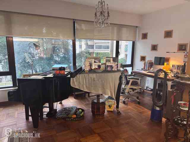 Mid Levels Central - Kam Yuen Mansion 02
