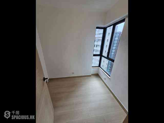 Mid Levels West - Wilton Place 06