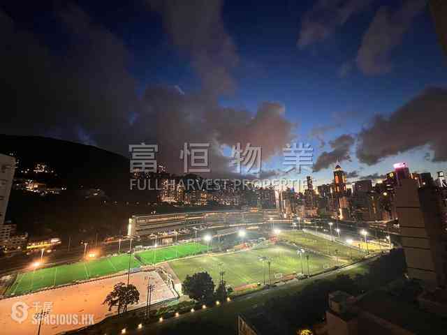 Happy Valley - Pioneer Court 02