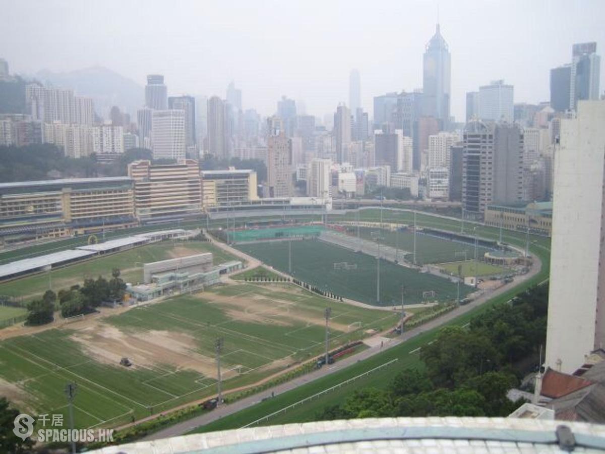 Happy Valley - Pioneer Court 01