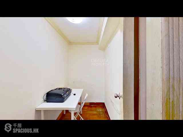 Sheung Wan - Lee Fung Building 07