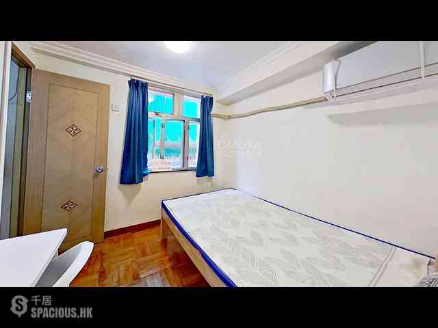 Sheung Wan - Lee Fung Building 13