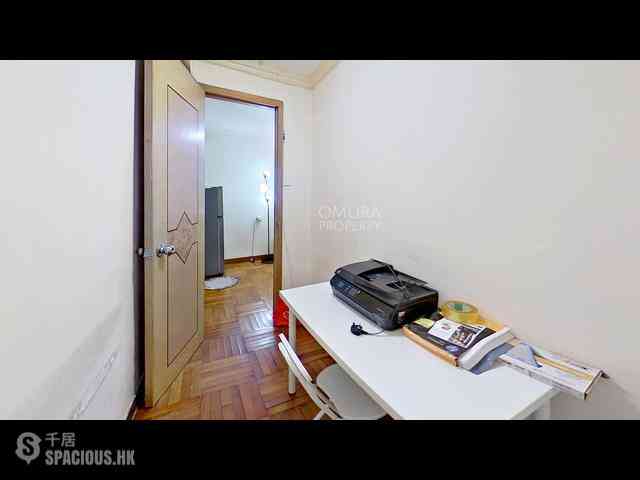 Sheung Wan - Lee Fung Building 16