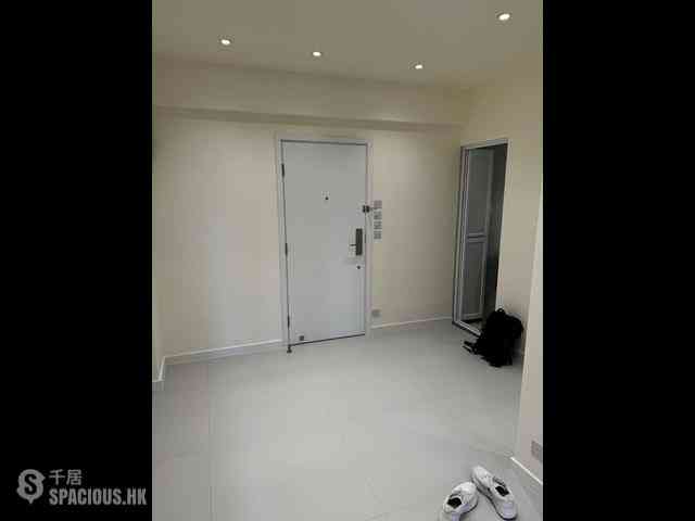 Kennedy Town - Hau Wo House 02