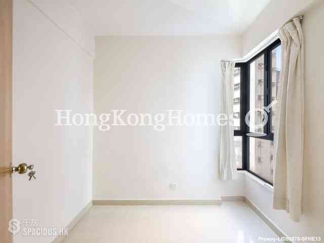 Mid Levels West - Wilton Place 05