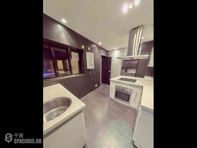 Repulse Bay - Ruby Court Tower 2 13