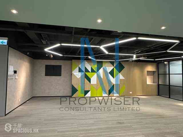 Tsim Sha Tsui East - New Mandarin Plaza - Tower A 03
