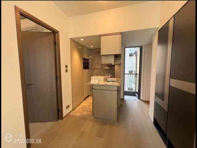 Sai Ying Pun - 15 Western Street 07