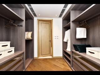 Mid Levels Central - 3, MacDonnell Road 05