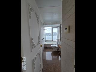 Whampoa Garden - Harbourfront Landmark 10