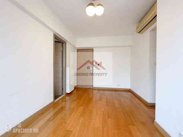 Sai Ying Pun - Island Crest 02