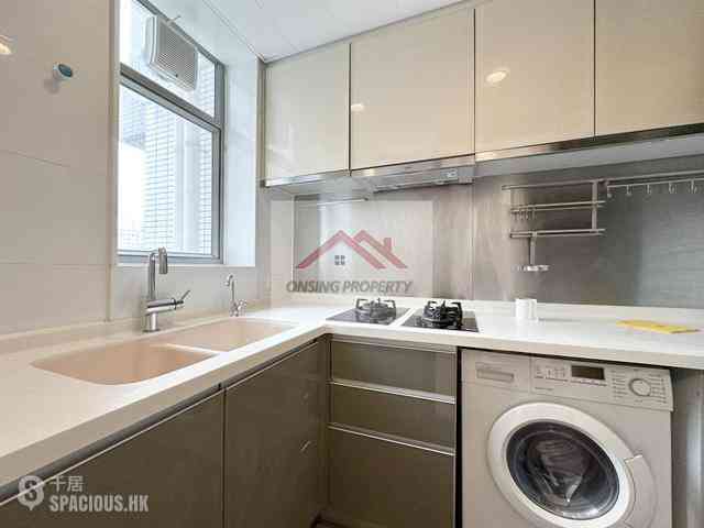 Sai Ying Pun - Island Crest 04