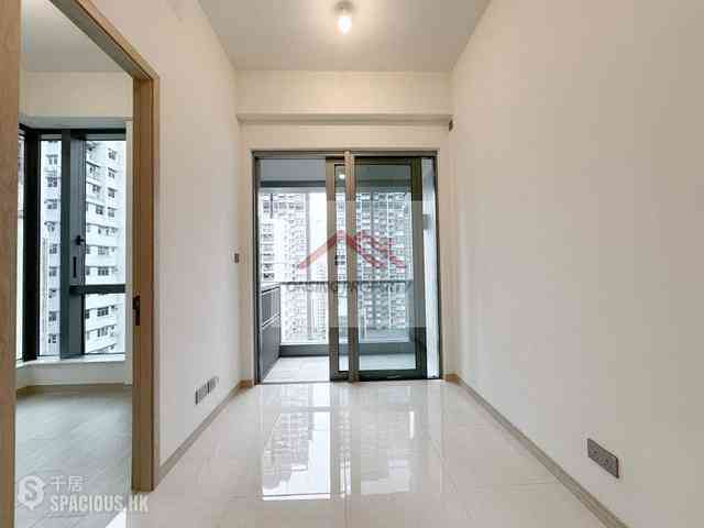 Sai Ying Pun - Upper Manor 01