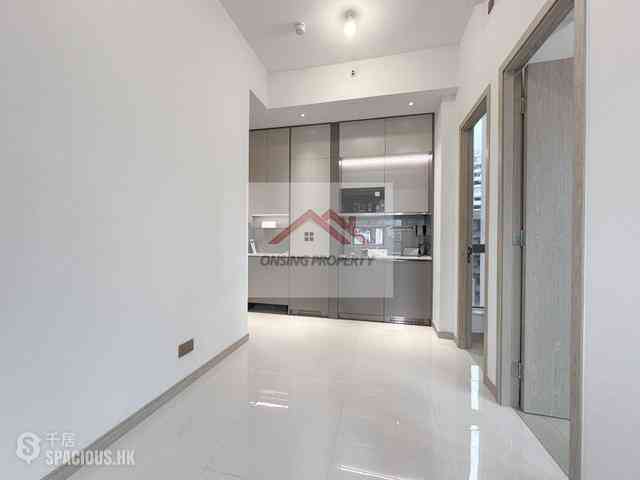 Sai Ying Pun - Upper Manor 02