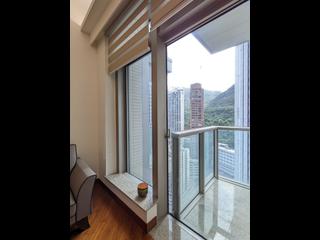 Wan Chai - The Avenue 02