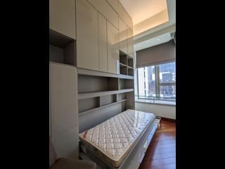 Wan Chai - The Avenue 10