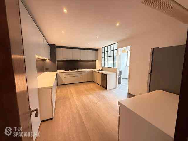 Repulse Bay - 5, Headland Road 06