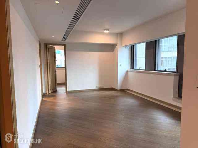 Mid Levels Central - 3, MacDonnell Road 01