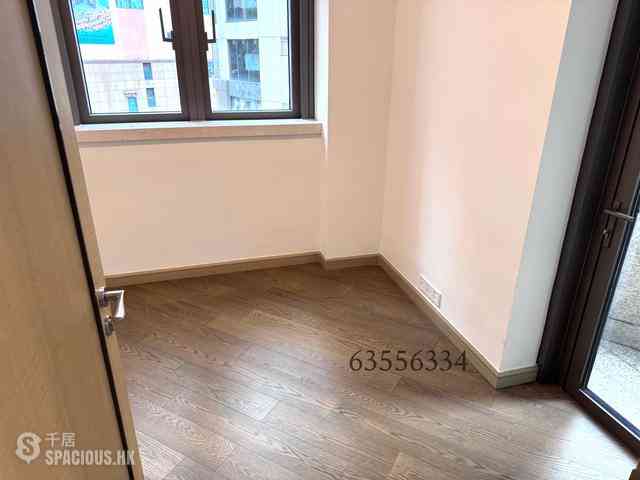 Mid Levels Central - 3, MacDonnell Road 07
