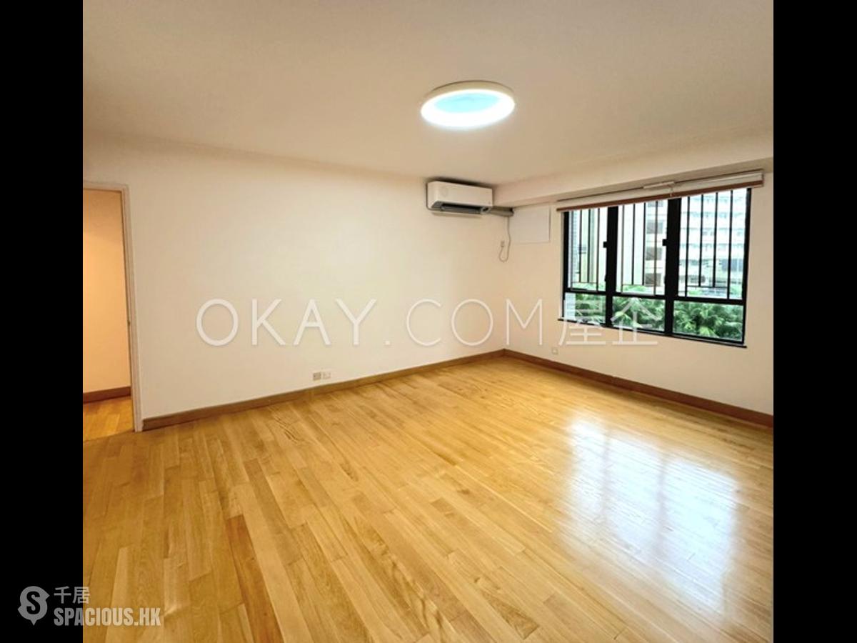 Braemar Hill - Wilshire Towers Block C 01