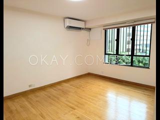 Braemar Hill - Wilshire Towers Block C 05