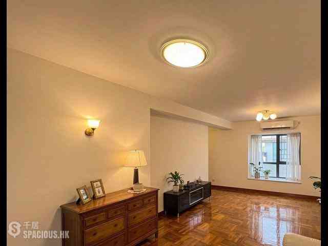 Mid Levels Central - The Grand Panorama 04