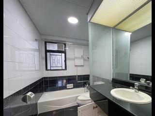 Mid Levels Central - The Grand Panorama 09