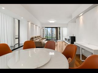 Mid Levels Central - 11, Macdonnell Road 04