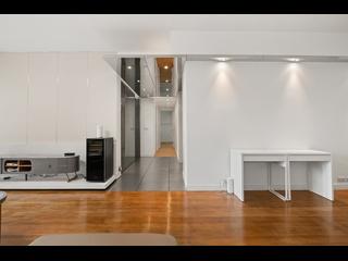 Mid Levels Central - 11, Macdonnell Road 06