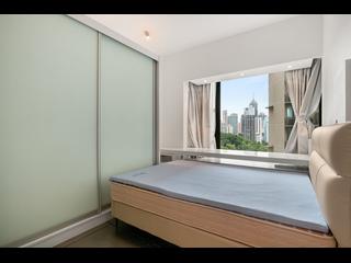 Mid Levels Central - 11, Macdonnell Road 13