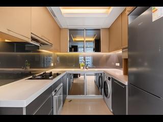 Mid Levels Central - 11, Macdonnell Road 14