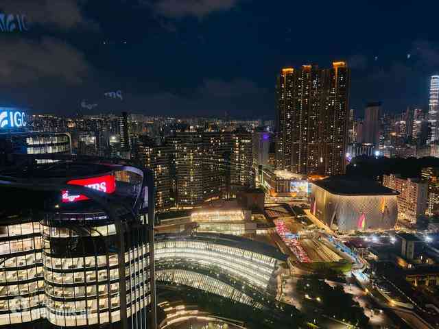 West Kowloon - The Arch 05