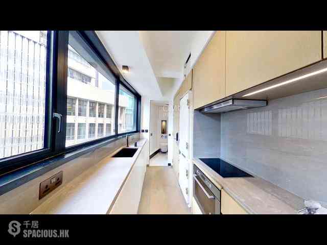 Sheung Wan - 379, Queen's Road Central 09