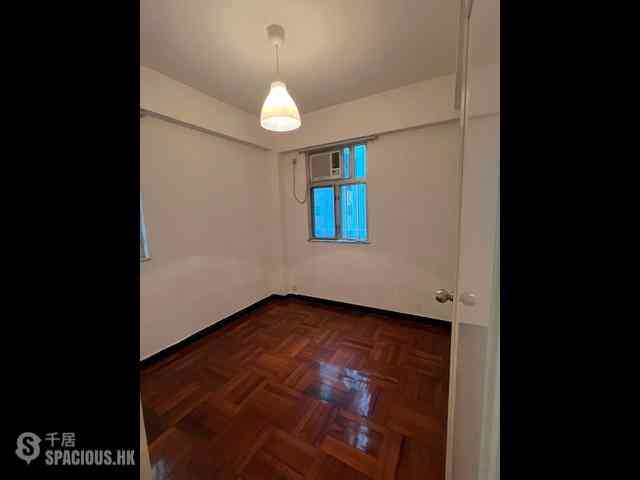 Sai Ying Pun - Hang Sing Mansion 02