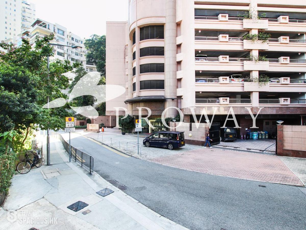 Mid Levels Central - 6B-6E, Bowen Road 01